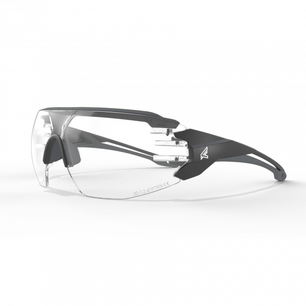 Taven- Matte Black Frame, Clear Lens Vapor Shield